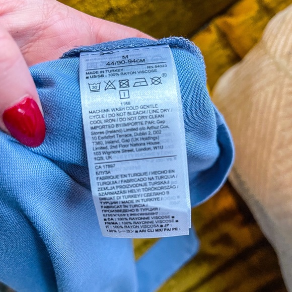 NWT Banana Republic SZ M Blue Neck Tie Layering Tank! - Picture 6 of 7